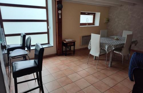 Montguyon Apartamento | petit gite lumineux et chaleureux