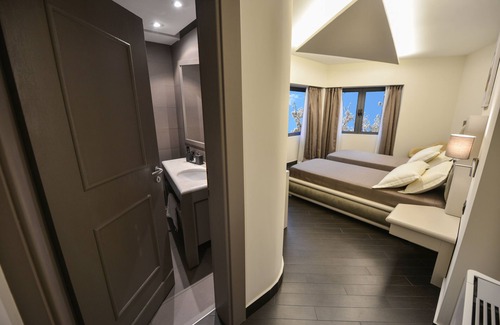 Shkoder Hotel | Petit Hotel Elita