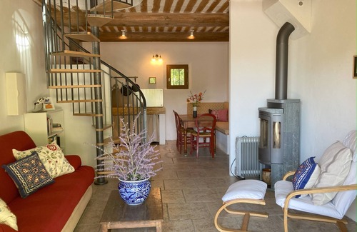 Lafare Casa | Petit Mazet Provençal en Bord de Ruisseau Avec Piscine au Pied des Dentelles