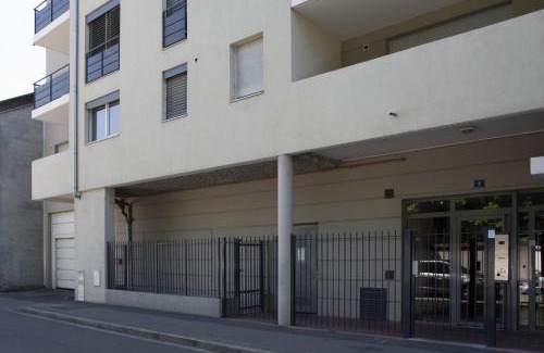Decines-Charpieu Apartamento | Petit nid douillet Décines