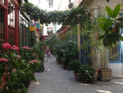 Quartier Sainte-Avoye Apartamento | Petit Paris - Oasis in Marais