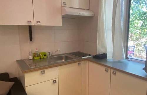 Lalande-Grand Selve Apartamento | Petit studio bien placé jardin et parking gratuit