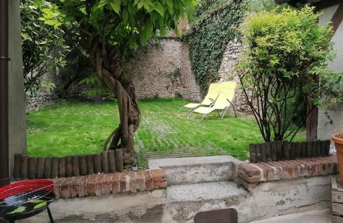 Bourgogne Apartamento | Petit studio hypercentre d'Orléans avec jardin