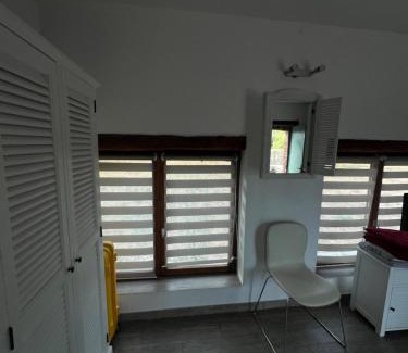 Bagnols-en-Foret Casa | Petite Maison à la Ferme