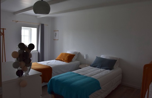 Landunvez Casa | Petite Maison Ancienne Récemment Rénovée à Proximité des Plages et du Gr34
