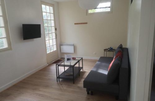 Montcaret Apartamento | Petite maison avec jardin