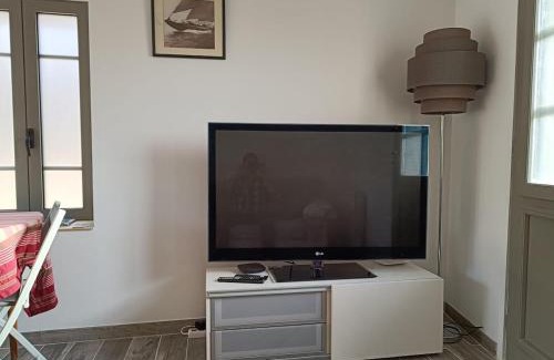 Erquy Casa | Petite maison bretonne 2 personnes accès piscine