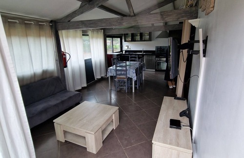 Quesmy Casa | Petite Maison Dépendance du Château de Quesmy Tout Confort Grands Espaces