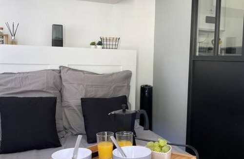 Marmeaux Apartamento | Petite maison dans la prairie