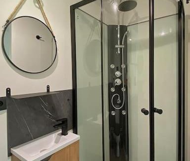 Marmeaux Apartamento | Petite maison dans la prairie