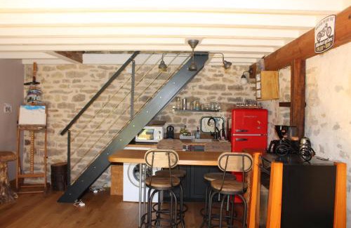Savigny-sous-Malain Casa | Petite Maison chaleureuse avec jacuzzi privatif