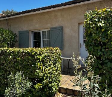 Bologne Casa | Petite maison mitoyenne, clim, rénovée, calme