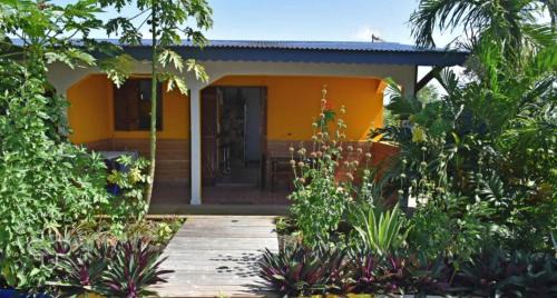 Anse-Bertrand Casa | Petite maison toute équipée pour déconnexion en pleine nature