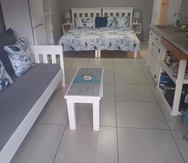 Struisbaai Apartamento | Petite Selfcatering Accommodation Struisbaai SA