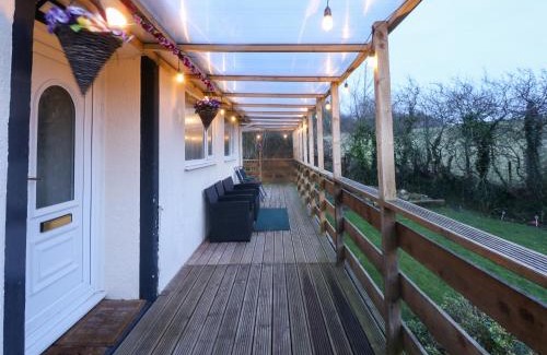 Malltraeth Casa | Petlyns Patch