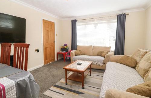 Malltraeth Casa | Petlyns Patch