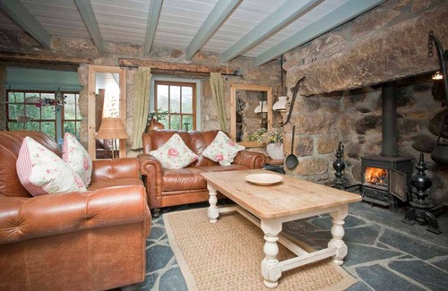 Sennen Cove Cabaña | Petra, Beach Cottage, Great Sea Views, Garden