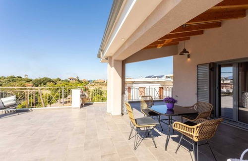 Lepreo Condominio | Petrino Serene Nest - Bright Getaway
