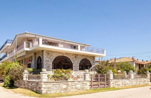 Lepreo Condominio | Petrino Serene Nest - Enchanting Hideaway