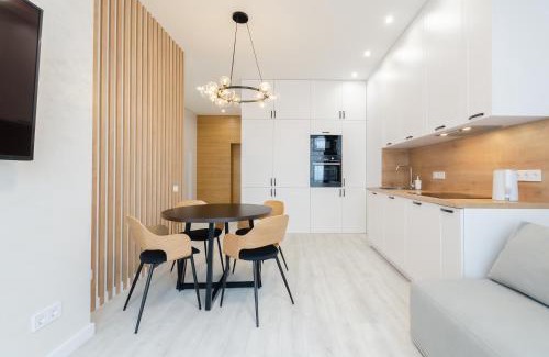Afanasivsʹkyy Yar Apartamento | Petrovdom Apatrments 4-196 in RC Yaroslaviv Grad, Bulvarno-Kudriavska 17