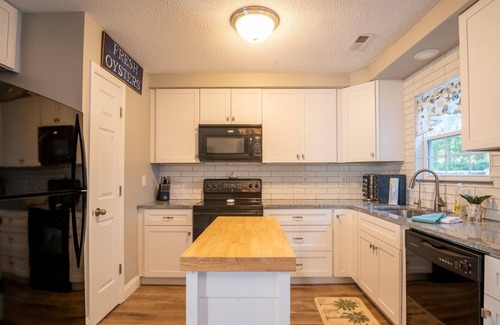 Silver Lake Casa | Pets Allowed 20 minutes from the beach