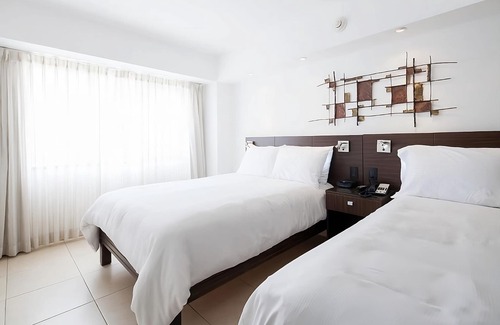 San José Hotel | Pets are Allowed HERE! TWO Modish Units in the Heart of San Jose! FREE Parking