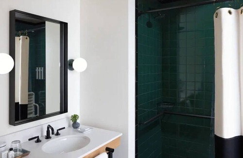 Merced Hotel | Pets Are Welcome, Luxury in Central Valley Uni w/ 24/7 Fitness Center