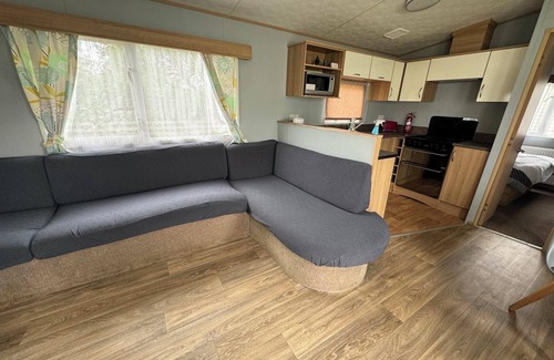 Heacham Casa | Pets go Free 3 Bedroom Caravan at Heacham Beach