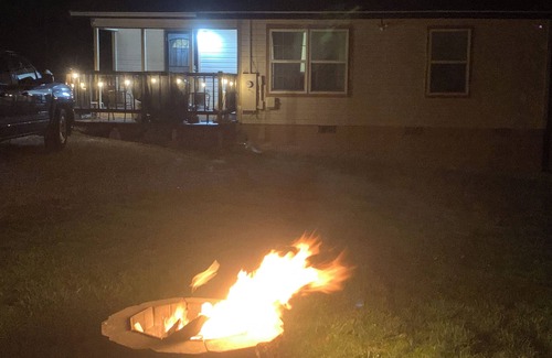 Harriman Casa | Pets OK, EZ to i-40, 4-Beds, Gig Ethernet & WiFi, EV Charger, Many Amenities