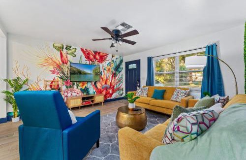 Crystal River Casa | Pets Ok! Heated Pool Mins To 3 Sisters Spring!