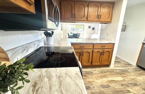 Mesa Del Sol Casa | PETS STAY FREE! 2 bed/2.5 ba townhome on Golf Course in the Foothills of Yuma