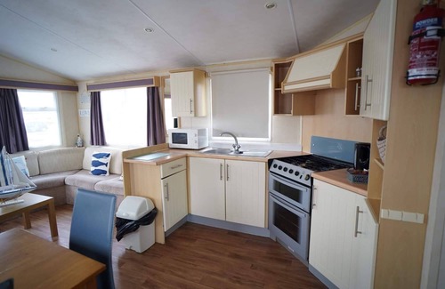Heacham Casa | Pets Stay Free 3 Bedroom Caravan at Heacham Beach