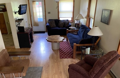Northville Casa | PETS Welcome Book Now For Ski Season
