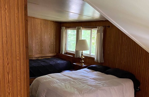 Northville Casa | PETS Welcome Book Now For Ski Season