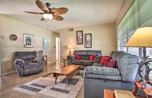 Margate Casa | Pets Welcome Cozy Home with Pool in Margate!