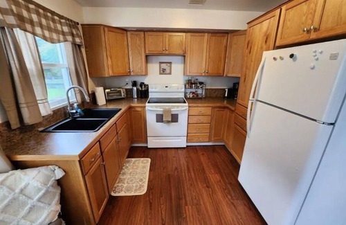 Osburn Casa | Pets Welcome! On the Trail!