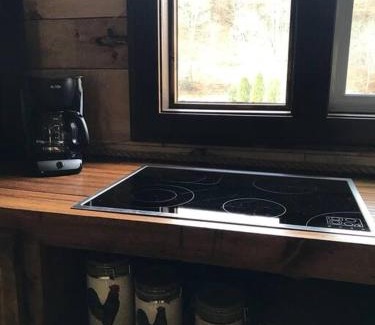 Sugar Grove Casa | Petting Zoo! Hot Tub, 15 acres, stream & Romance!