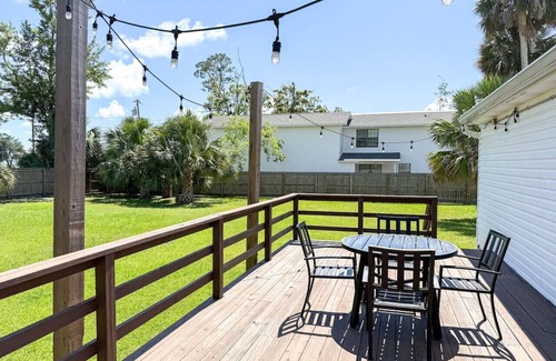Port St. Joe Casa | Petunia's Bayside Bungalow