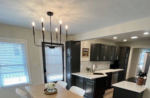 Colgate Casa | Pewaukee Lake Access Home with Private Pier/Kayaks