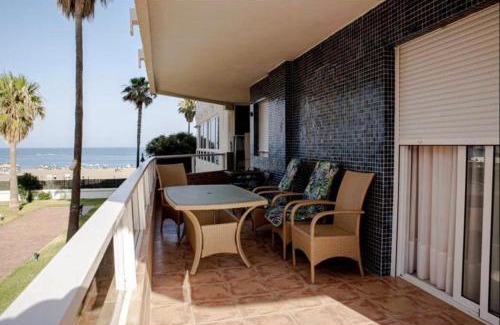 Carihuela Apartamento | Pez Espada 1ª Línea Playa y Parking Incluido