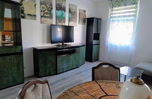 Hofgeismar Apartamento | "PHÖNIX" mit Garten, bis 8 Personen, 1A Lage!