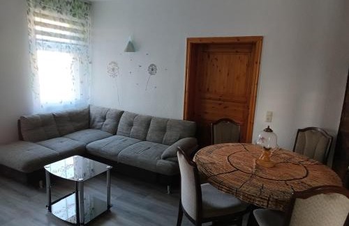 Hofgeismar Apartamento | "PHÖNIX" mit Garten, bis 8 Personen, 1A Lage!