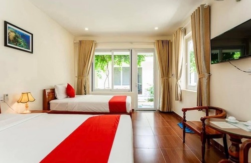Cua Lap Hotel | Phú Long Bungalow