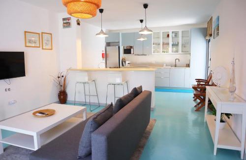 Charneca de Caparica e Sobreda Villa | PH in Aroeira Lisbon - Beach & Golf