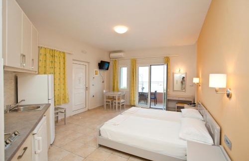 Kato Stalos Hotel | Phaedra Hotel
