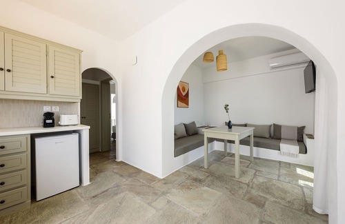 Piso Livadi Apartamento | Phaedrus Living Paros Residences 9