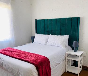 Evander Casa | Phana Quest house
