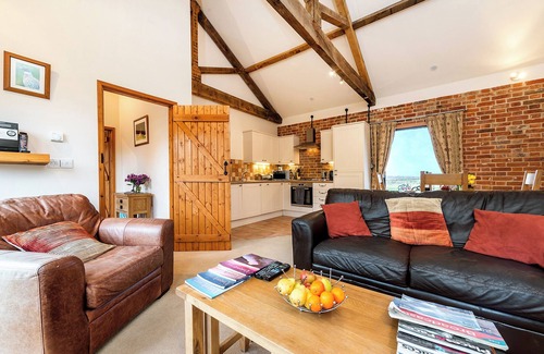 Beccles Cabaña | PHEASANT, pet friendly, character holiday cottage in Wheatacre