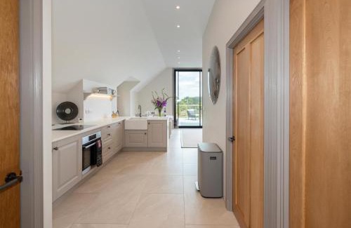 Broadway Casa | Pheasants Nest
