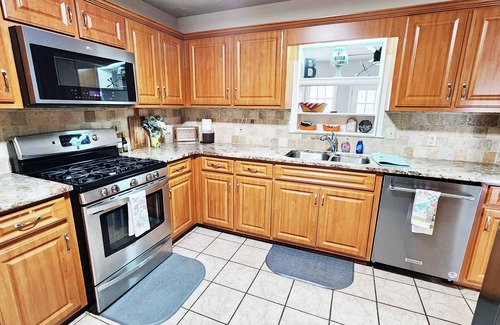 Phenix City Casa | Phenix City Home w/ Pool, Close to Fort Benning, great for the entire family!
